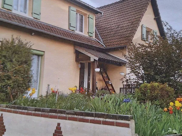 Maison 8 pièces 183 m²
