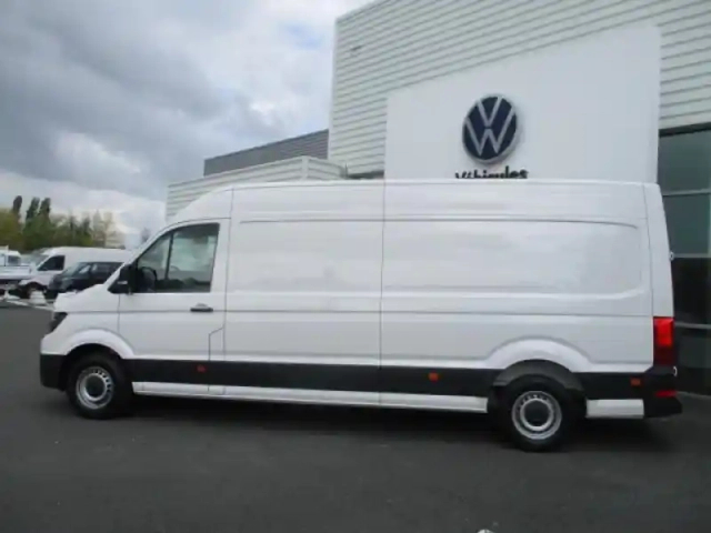 Volkswagen Crafter fg 35 l4h3 2.0 tdi 140ch business traction bva8 — photo 9