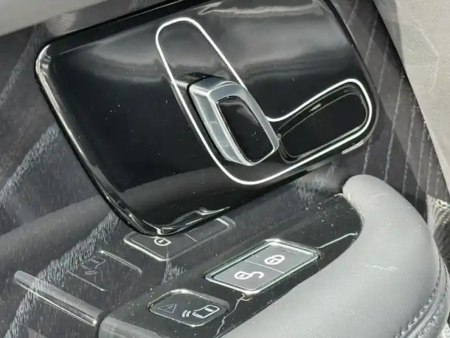 Land Rover Range Rover 4.4 sdv8 339ch autobiography swb mark ix — photo 26
