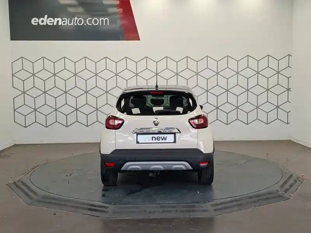 Renault Captur dci 90 edc — photo 4