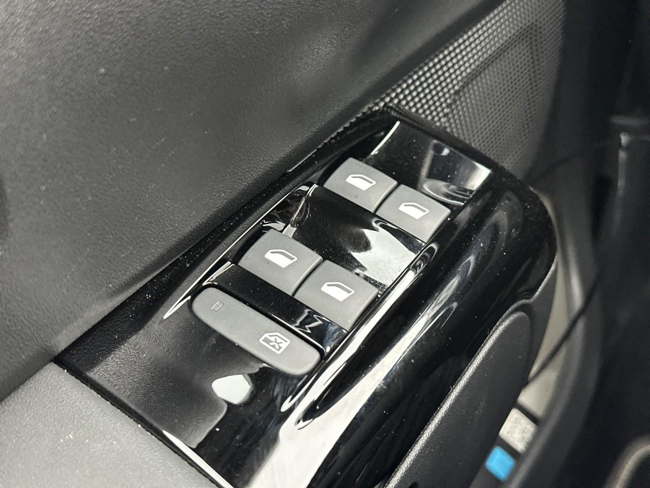 Citroën C3 puretech 110 s&s bvm6 saint james — photo 16