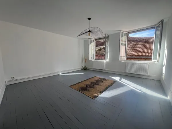 Bel appartement traversant