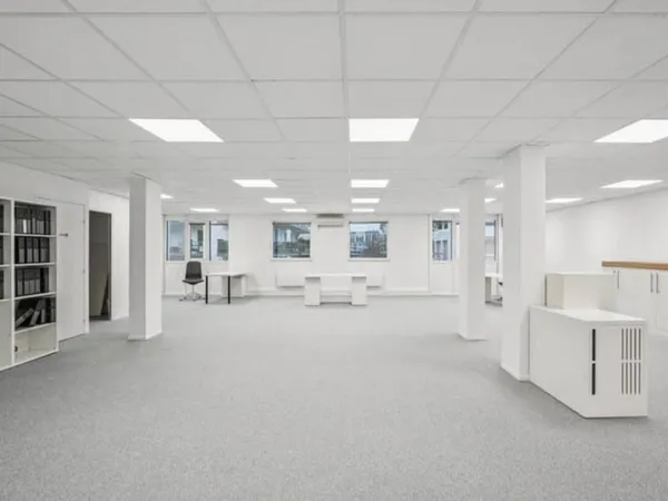 Bureaux 210 m²