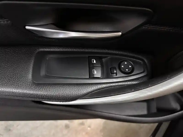 Bmw Serie 4 coupe 420d xdrive 190 ch — photo 18