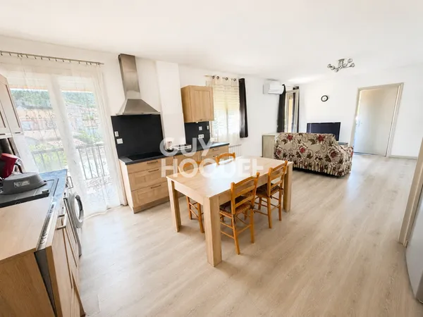 MAISON À VENDRE DE 8 PIÈCES DE 169,31 M²