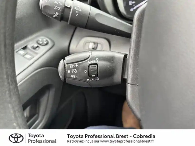 Toyota Proace city medium 100 d-4d business rc22 — photo 14