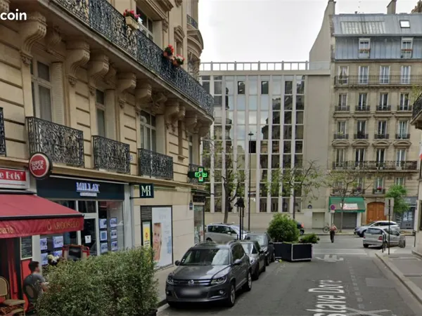 Boutique 75 m² PARIS