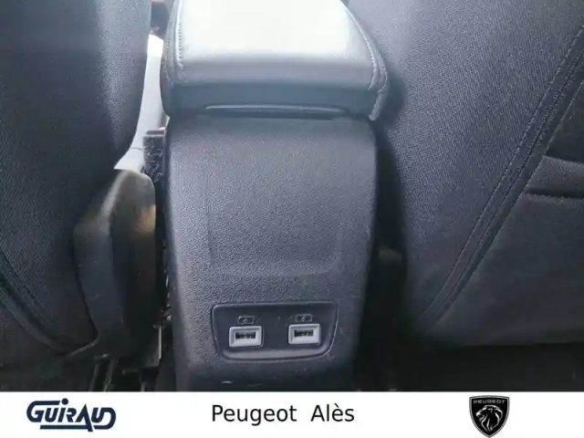 Peugeot 2008 puretech 130 s&amp;s bvm6 — photo 14