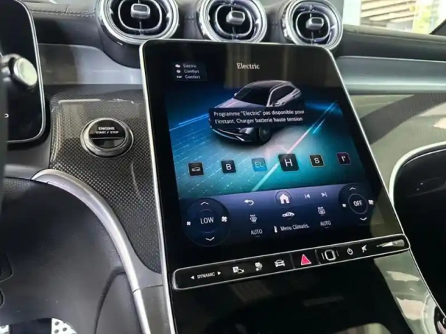 Mercedes Glc 300 e  hybrid eq 4matic am — photo 47