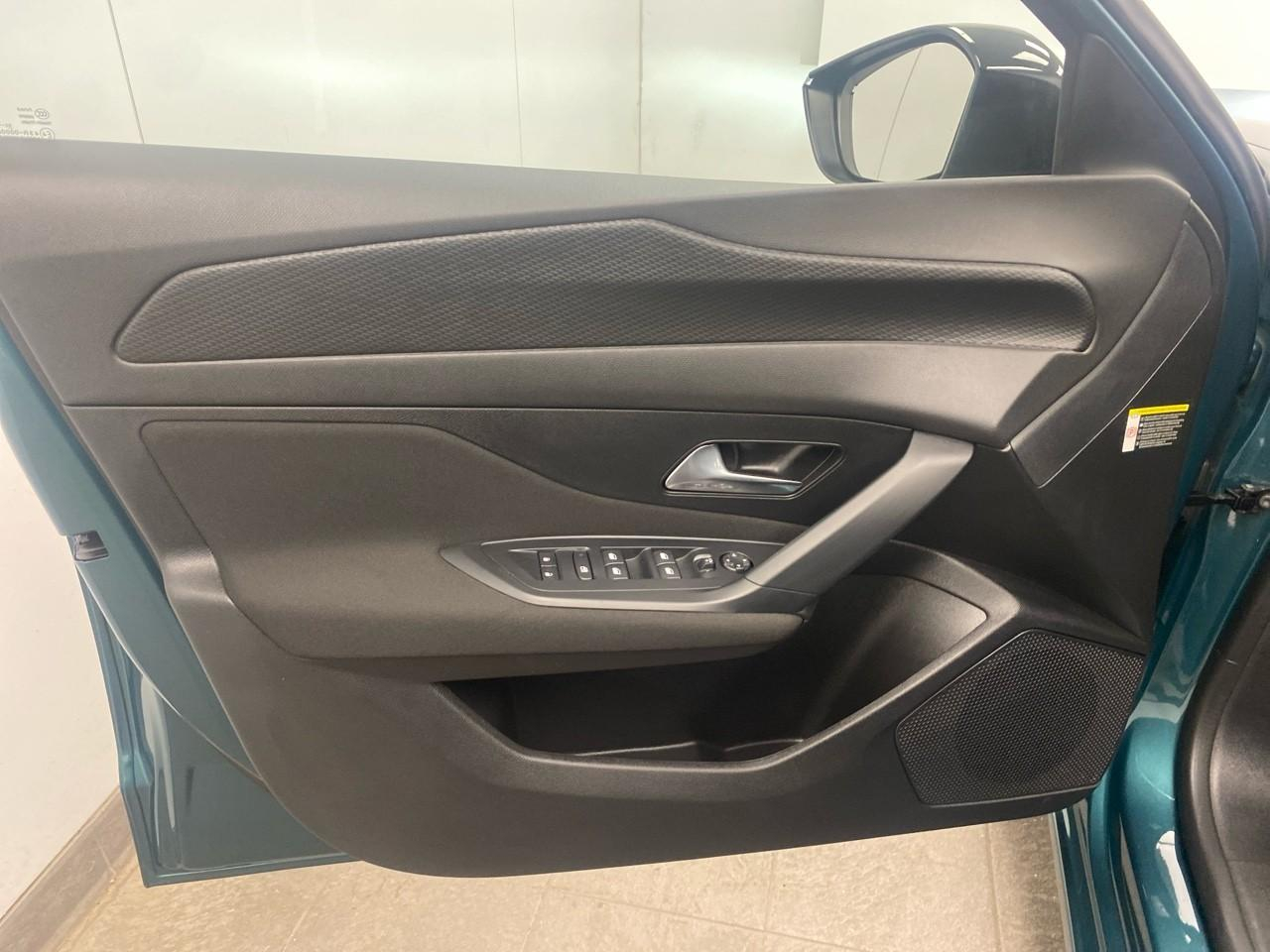 Peugeot 308 sw puretech 130ch s&s bvm6 active pack — photo 19
