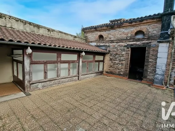 Immeuble 221 m²