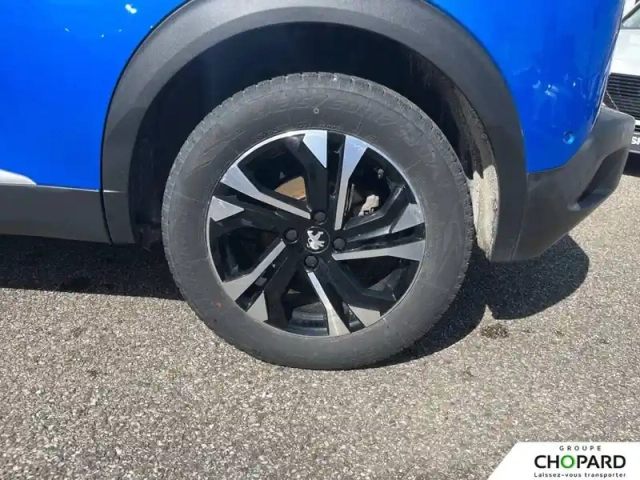 Peugeot 2008 electrique 136 ch — photo 11