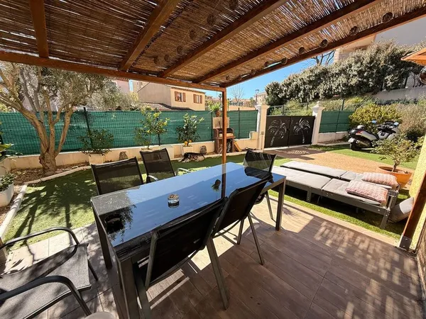 Villa récente T4 MAR VIVO
