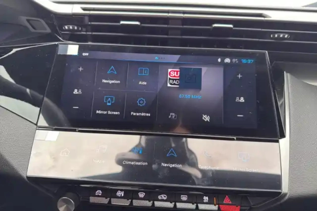 Peugeot 308 phev 180 e-eat8 — photo 49