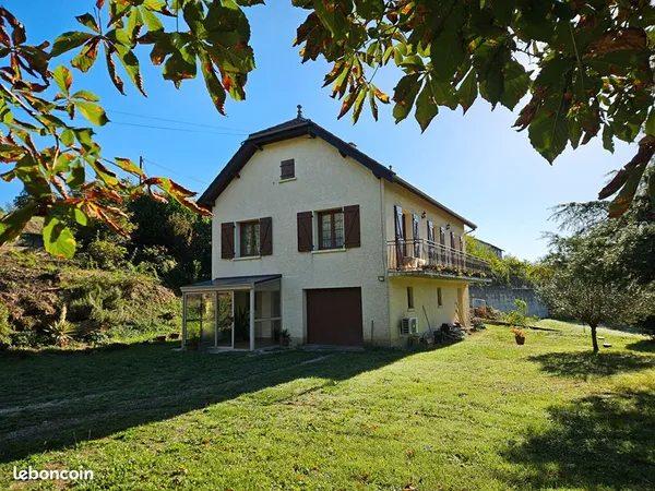 Maison 6 pièces 120 m²