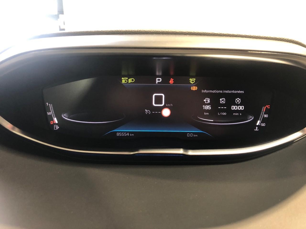 Peugeot 5008 puretech 130ch s&s eat8 allure pack — photo 15