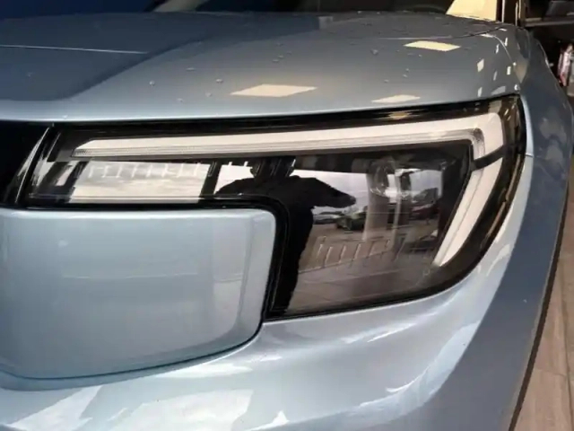 Ford Explorer 286ch extended range 77kwh rwd — photo 2