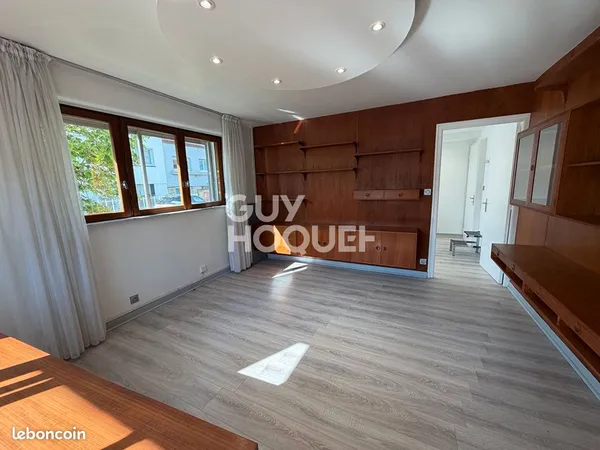 Bureaux 43 m² LAXOU