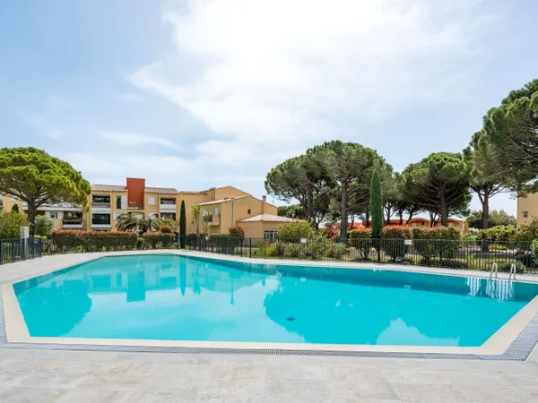 Location appartement de 69m² à Cassis dans une résidence avec piscine