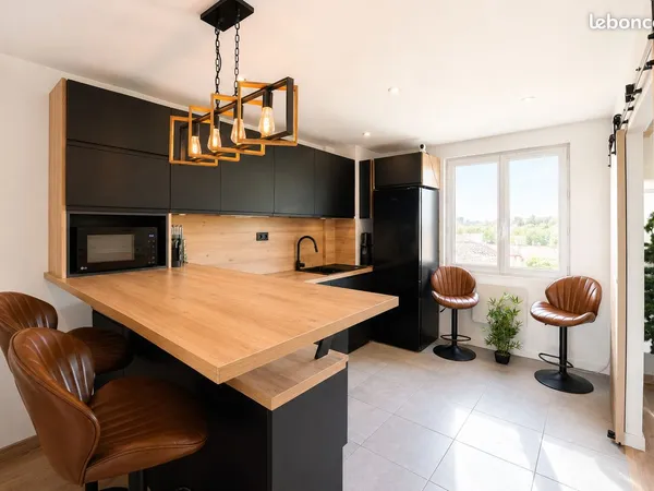 T2 rénové clé en main · haut de gamme · Villeurbanne 69100 · Quartier Cusset