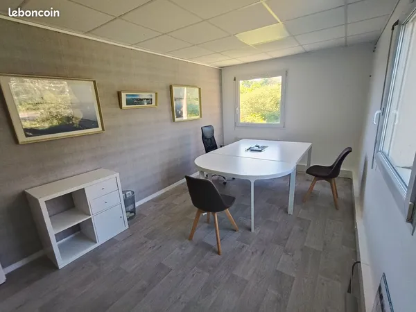 Bureau Meublé, espace partagé chaleureux et calme