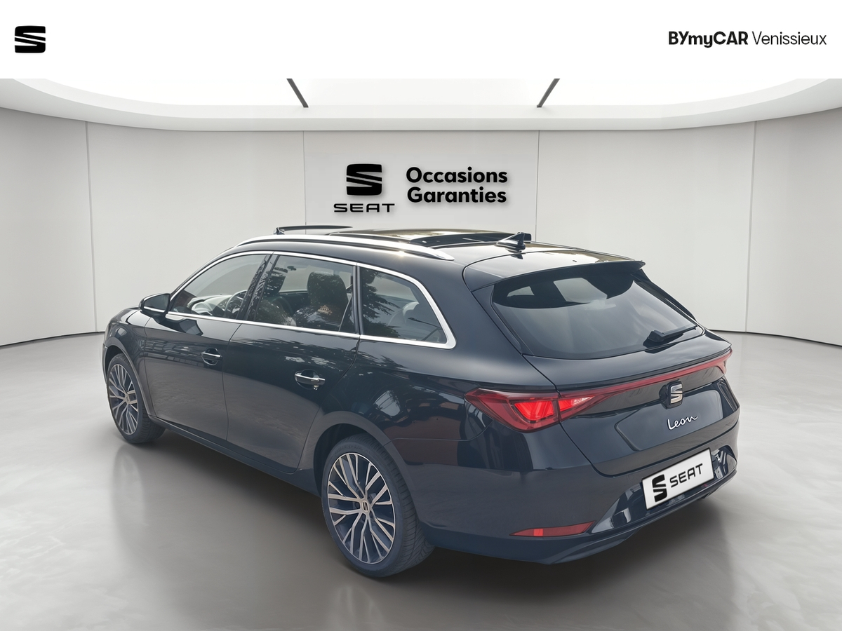Seat Leon Sportstourer 2.0 TDI 150 DSG7 — photo 3
