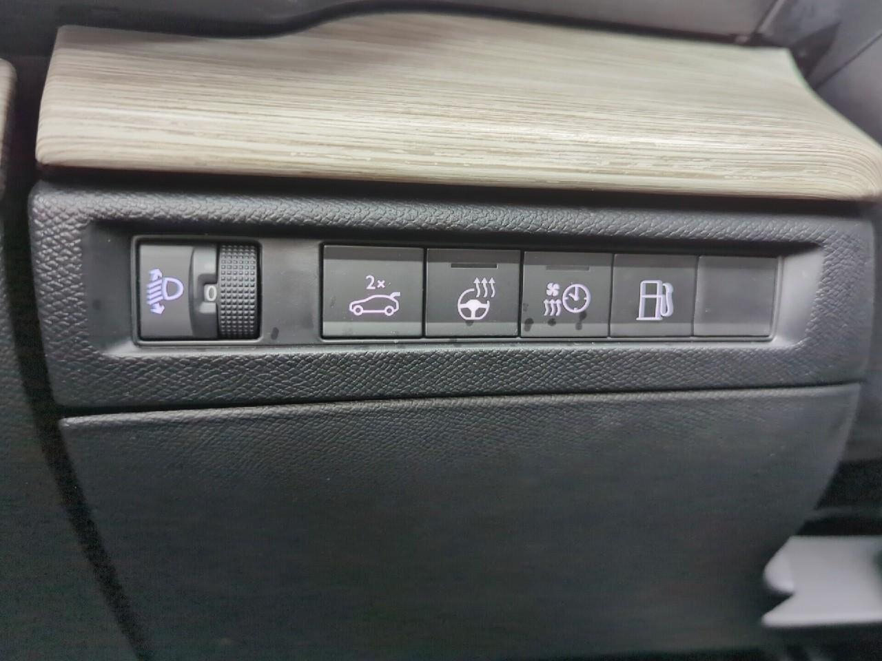 Citroën C5 X hybride rechargeable 225 e-eat8 hypnos — photo 21