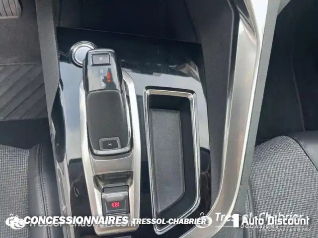 Peugeot 3008 1.2 puretech 130ch s&amp;s eat6 allure — photo 22