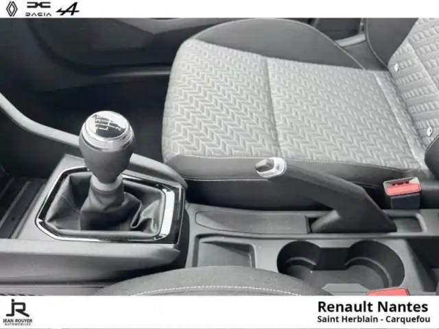 Renault Clio 1.0 tce 90ch evolution — photo 7