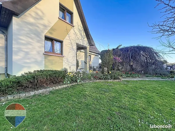 Maison 7 pièces 195 m²