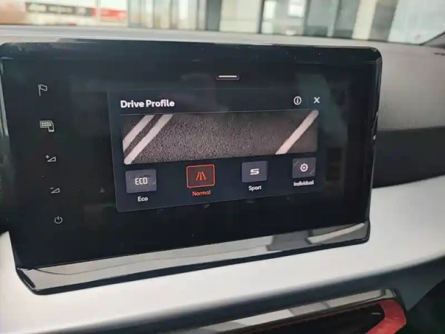 Seat Arona 1.0 tsi 110 ch start/stop bvm6 — photo 8