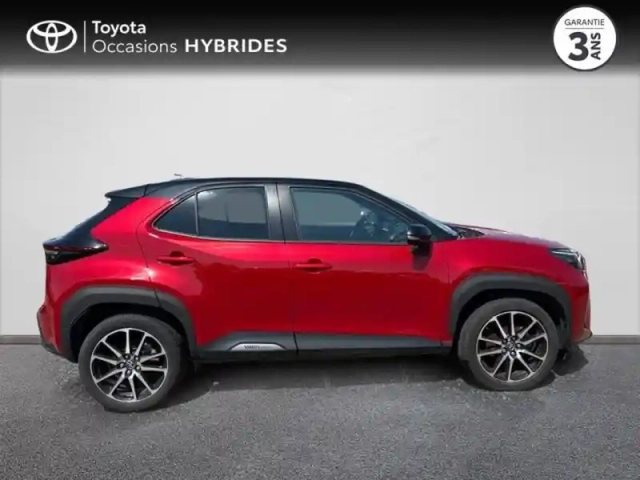 Toyota Yaris cross 116h gr sport my22 — photo 3