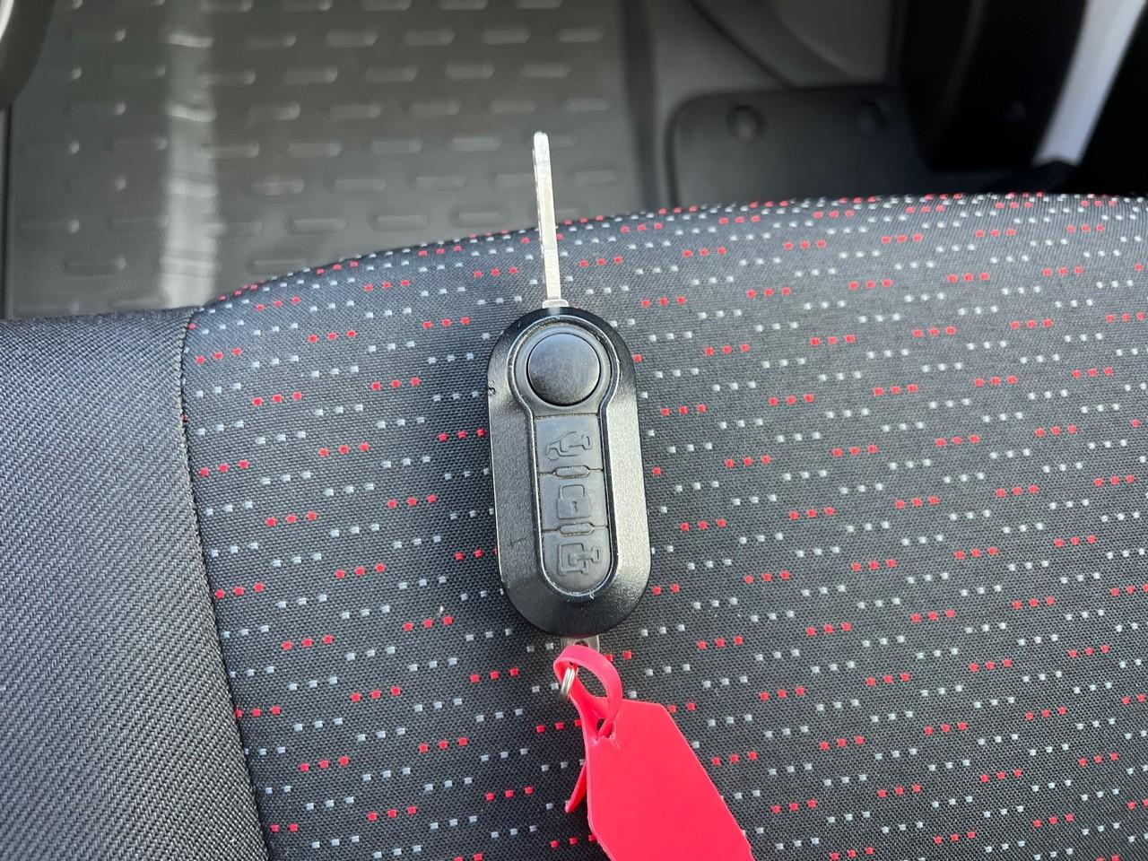 Citroën Jumper 30 l2h2 2.2 bluehdi 140 s&s club — photo 20