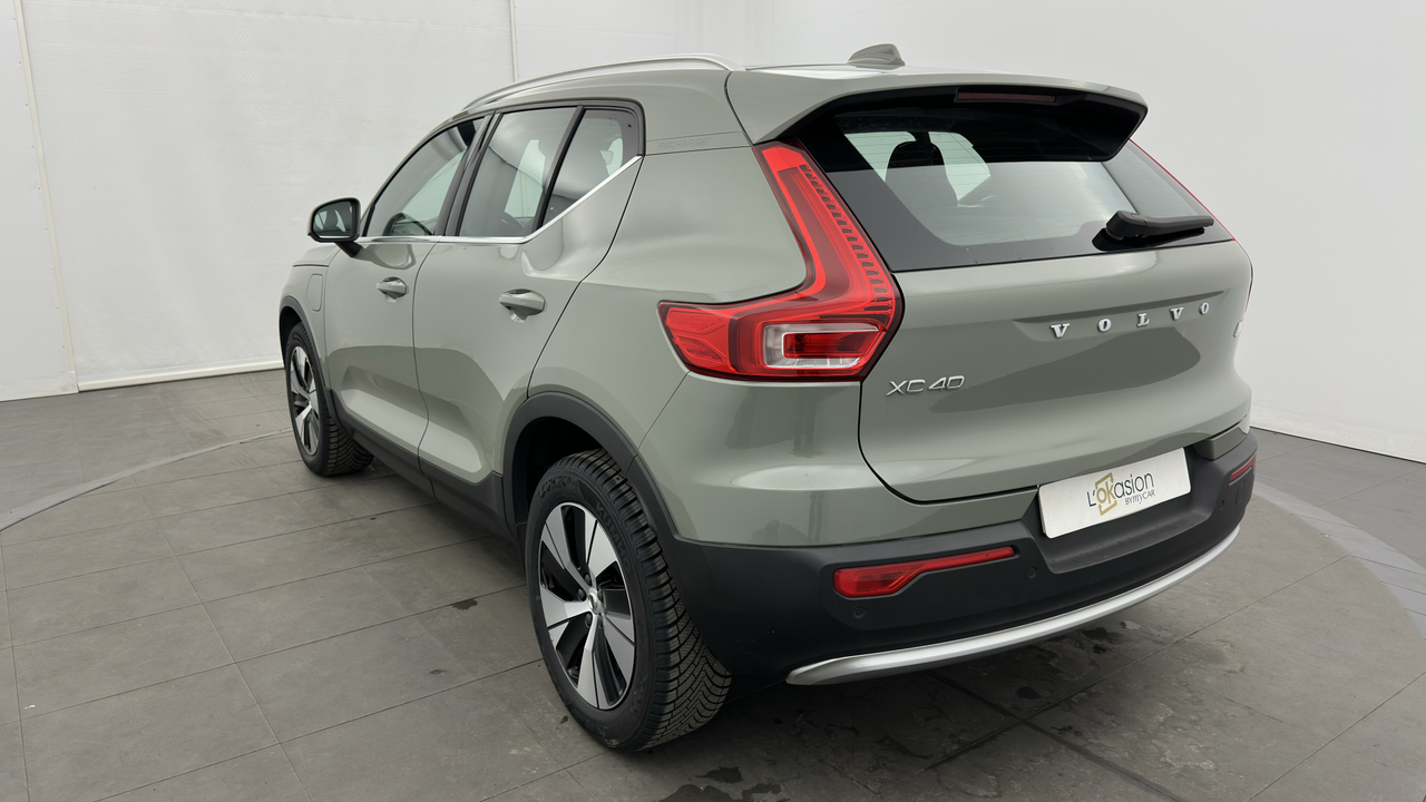 Volvo XC40 T4 Recharge 129+82 ch DCT7 — photo 3