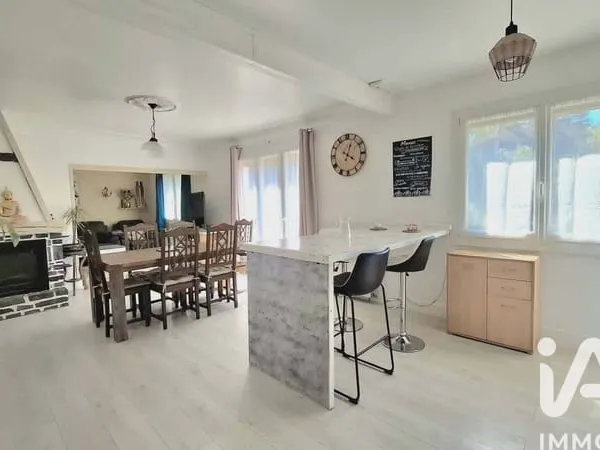 Maison 8 pièces 167 m²
