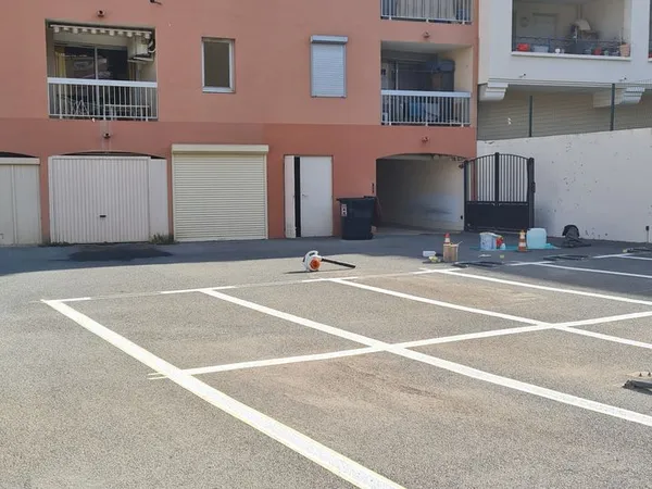 A louer Parking extérieur Sainte Maxime