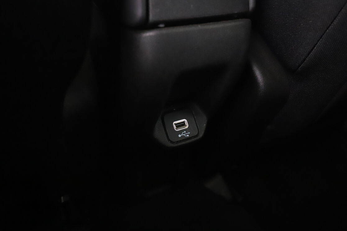Jeep Renegade 1.3 GSE T4 Limited BVR6 — photo 14