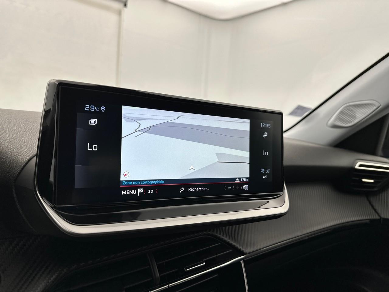 Peugeot 2008 puretech 130 s&s eat8 allure pack — photo 10