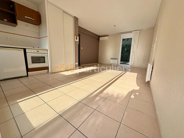 APPARTEMENT T2 EN REZ-DE-JARDIN