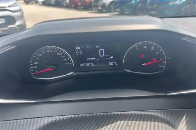 Peugeot 208 bluehdi 100 s&amp;s bvm6 — photo 16