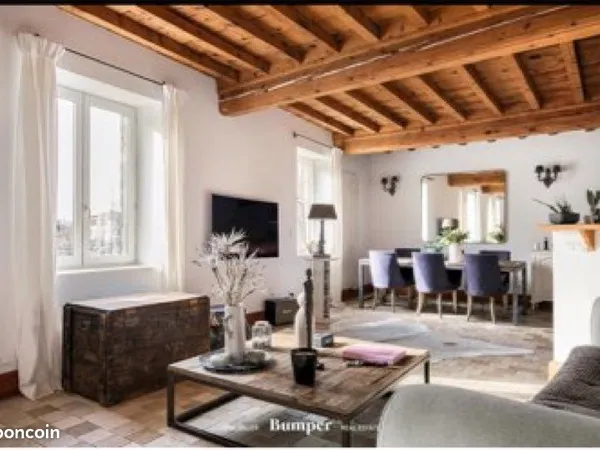 Appartement au coeur du village de saint-laurent-d'agny