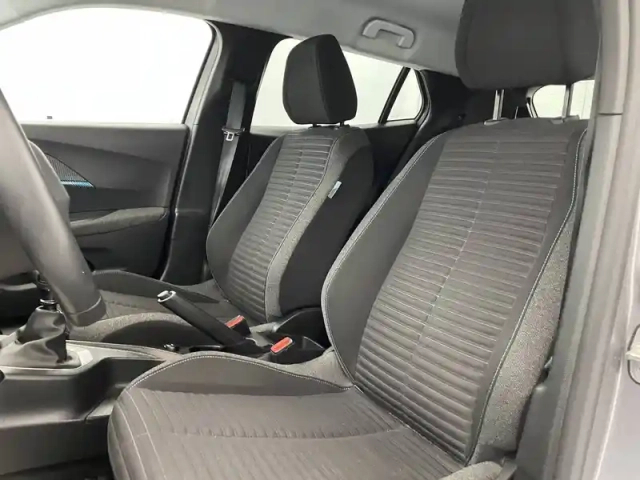 Peugeot 2008 puretech 100 s&amp;s bvm6 — photo 14