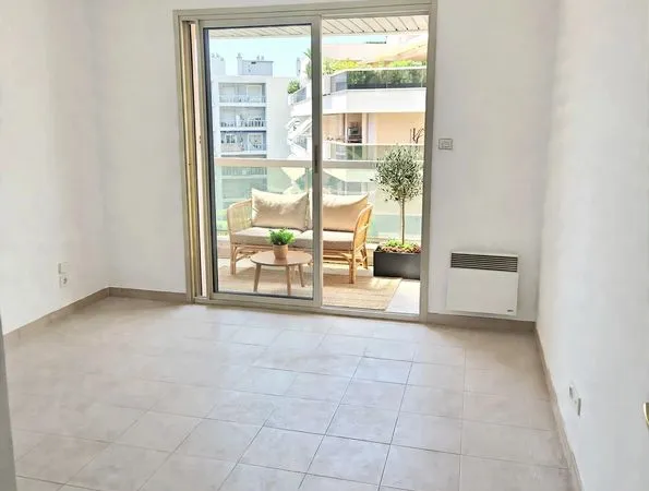 Vente appartement 2 pièces vence