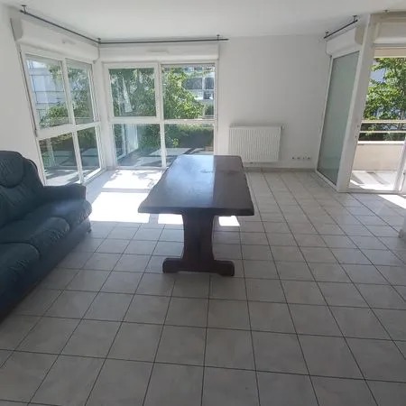 À louer - T3 de 73 m² avec parking à Tinqueux
