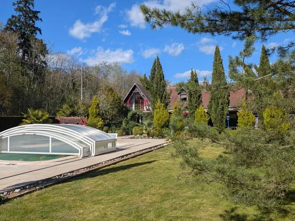 Maison 7 pièces 183 m²