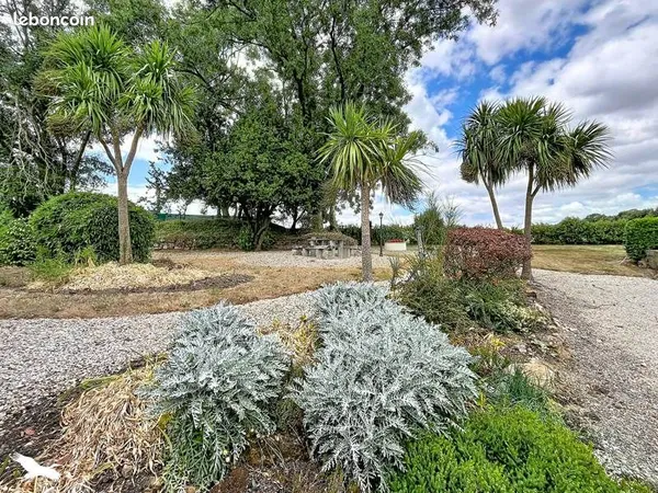 Maison 23 pièces 659 m²