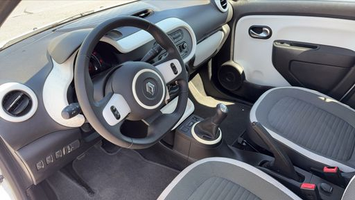 Renault Twingo 1.0 SCe 70 - Intens – 2015 – 41085 km – Essence – Boîte Manuelle — photo 13