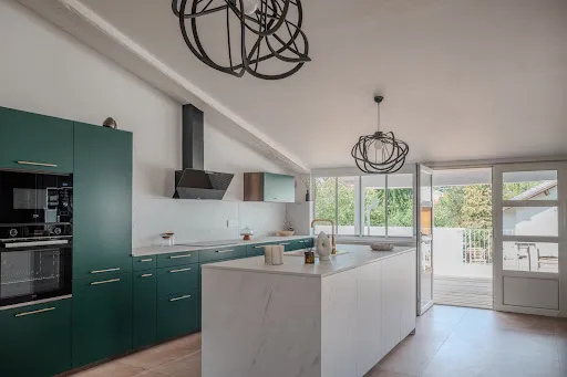 Appartement 11 pièces 244 m²