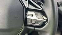 Peugeot 308 1.5 BlueHDi 130ch S&S Active Pack EAT8 — photo 17