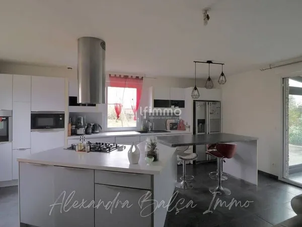 Maison 5 pièces 111 m²